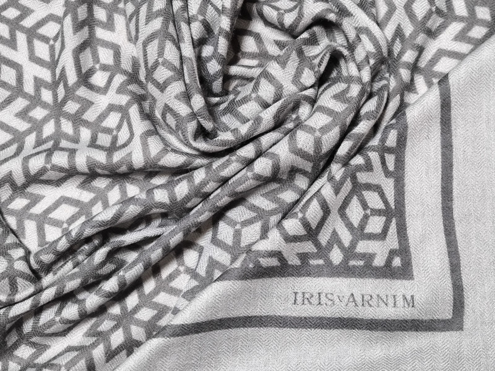IRIS Von ARNIM Gray XL soft warm cashmere scarf stole geometric 51″