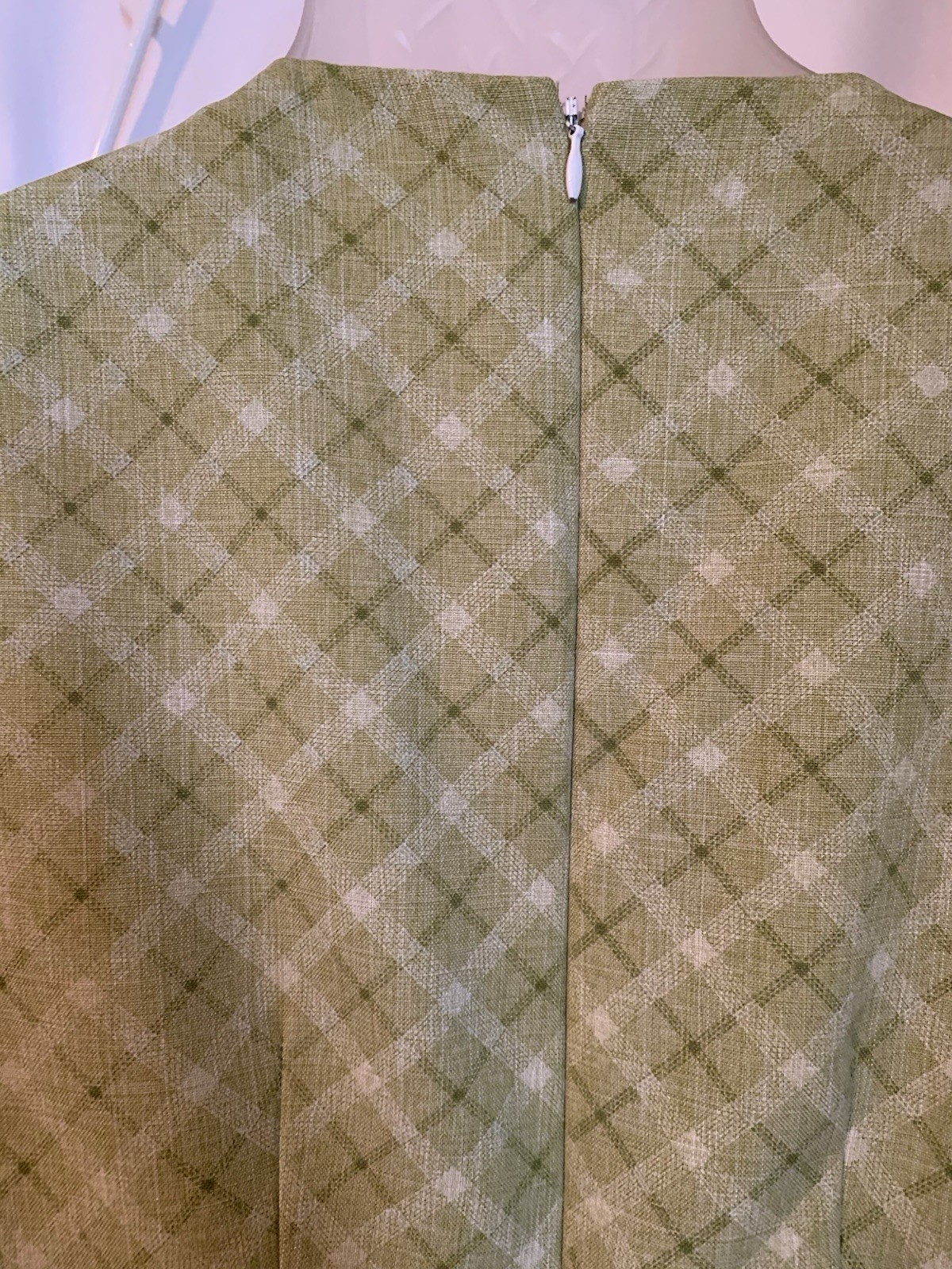 Mennonite Cape Dress Size S Bust 34” Waist 28” Length 48” Green Diagonal