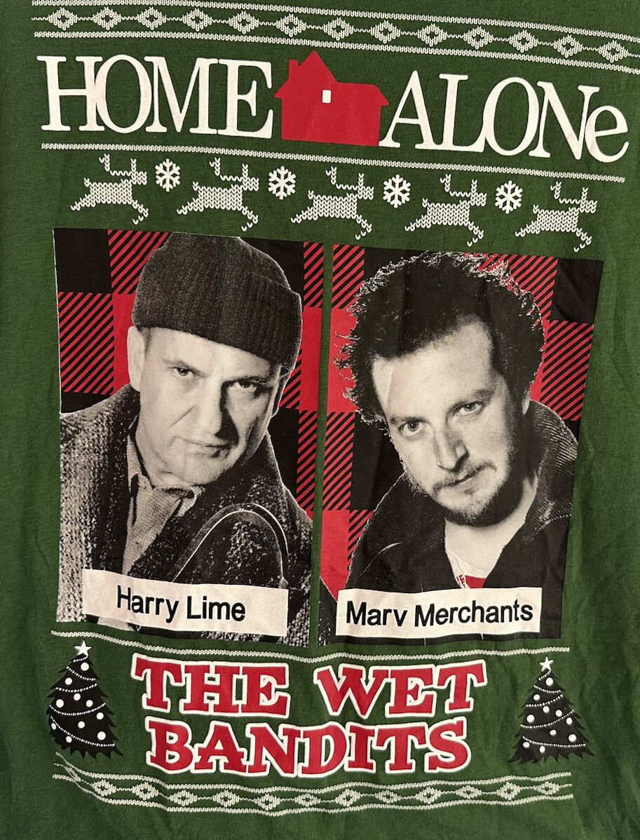 Home Alone 20th Century Studios Size M Briefly Stated