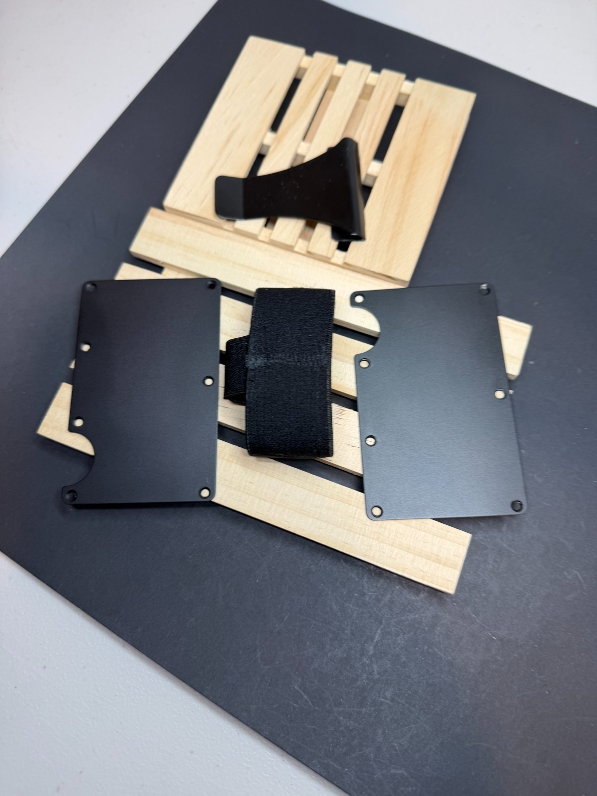MINIMALIST “RIDGE STYLE” WALLET ACCESSORIES, PARTS AND OTHER