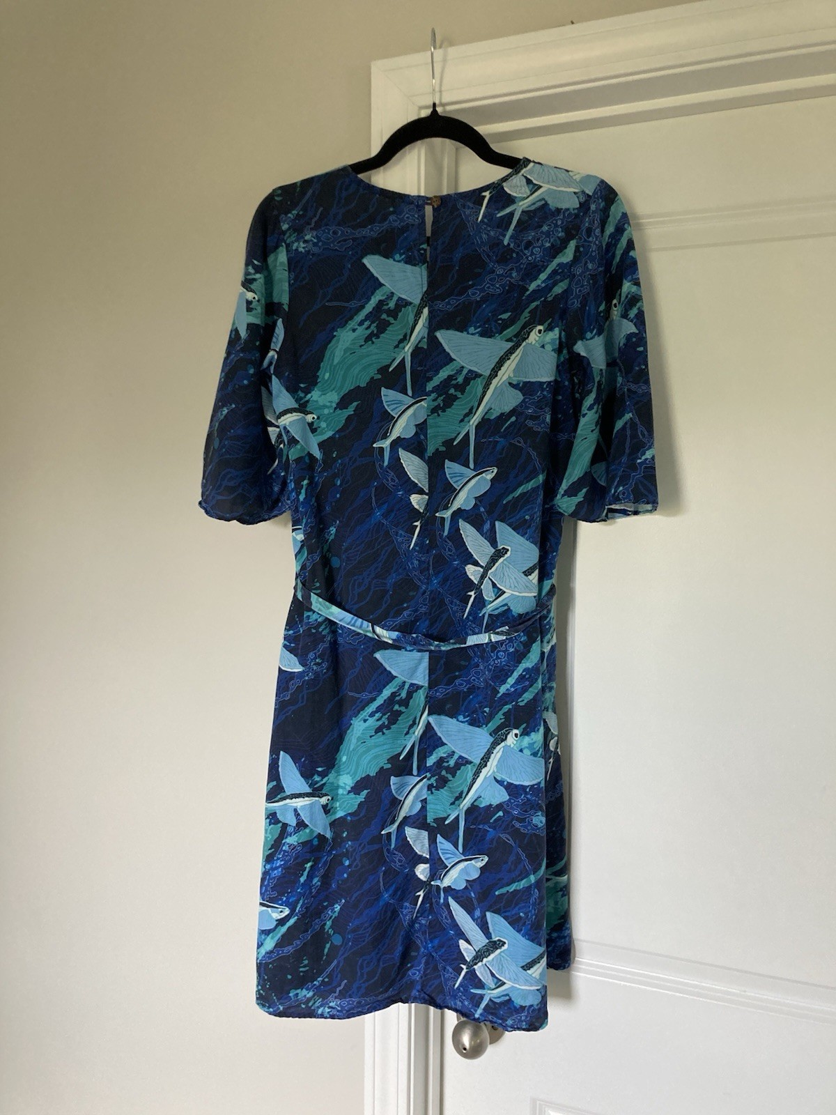 David Shepard Hawaii Dress Ocean Fish Design Tie Waist Size Small Resort Cruise