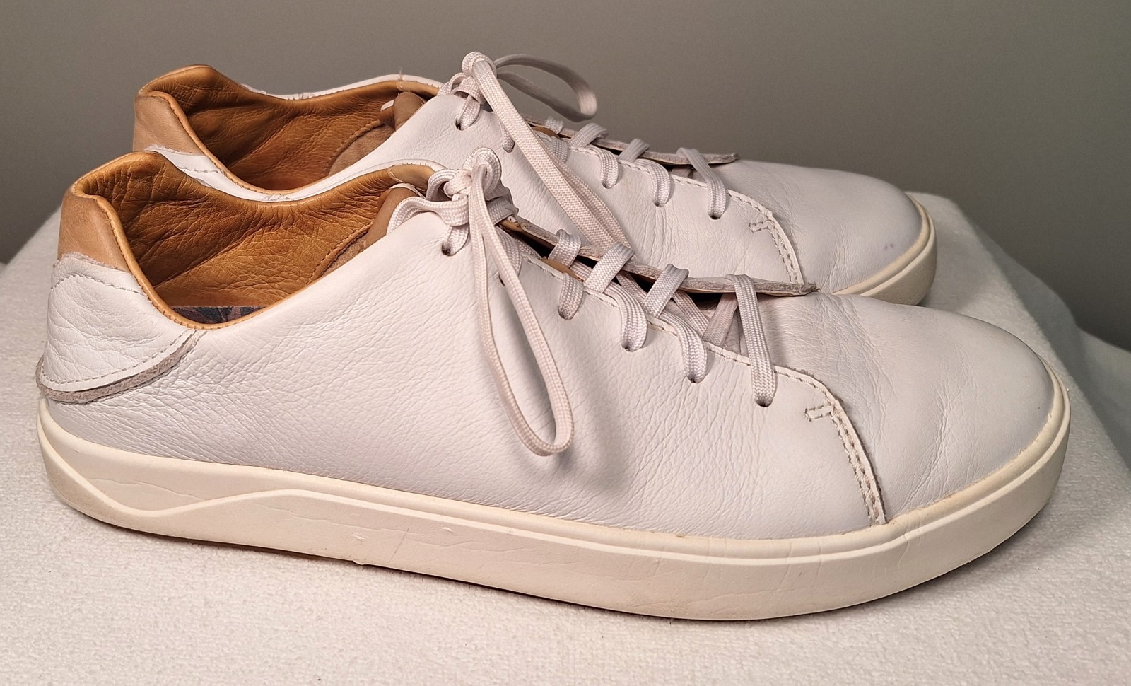 Olukai Lae’ahi Li ‘Ili Shoes Men’s Size 9.5 Leather Sneakers Low White