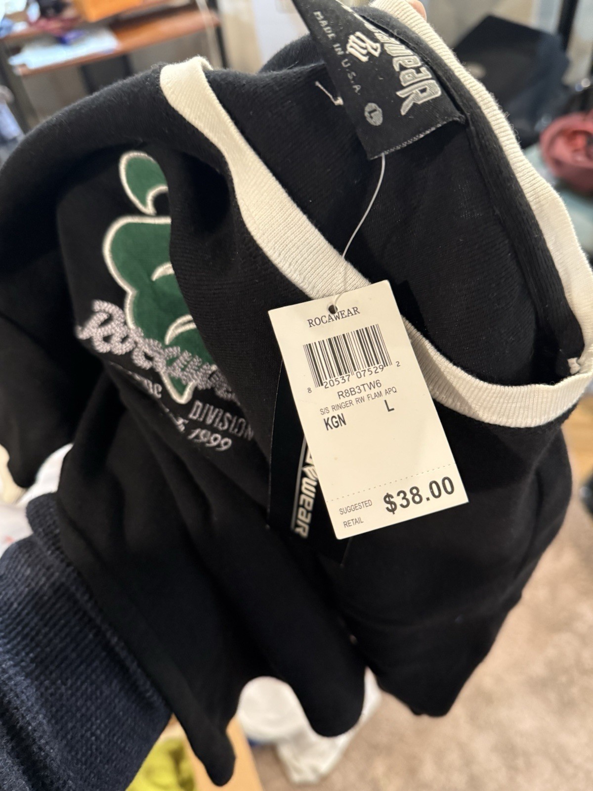 Rocawear Juniors Large Black With Green Hip Hop Casual Short SleeveMRSP$ 38.00