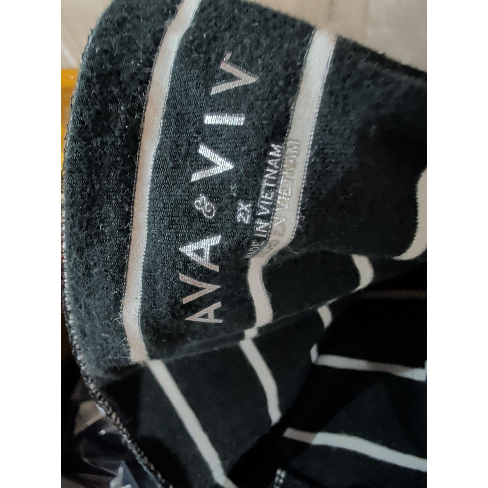Ava Viv Women’s Striped Top Blouse Shirt Size 2X Black Cotton 3/4 Sleeve Sequins