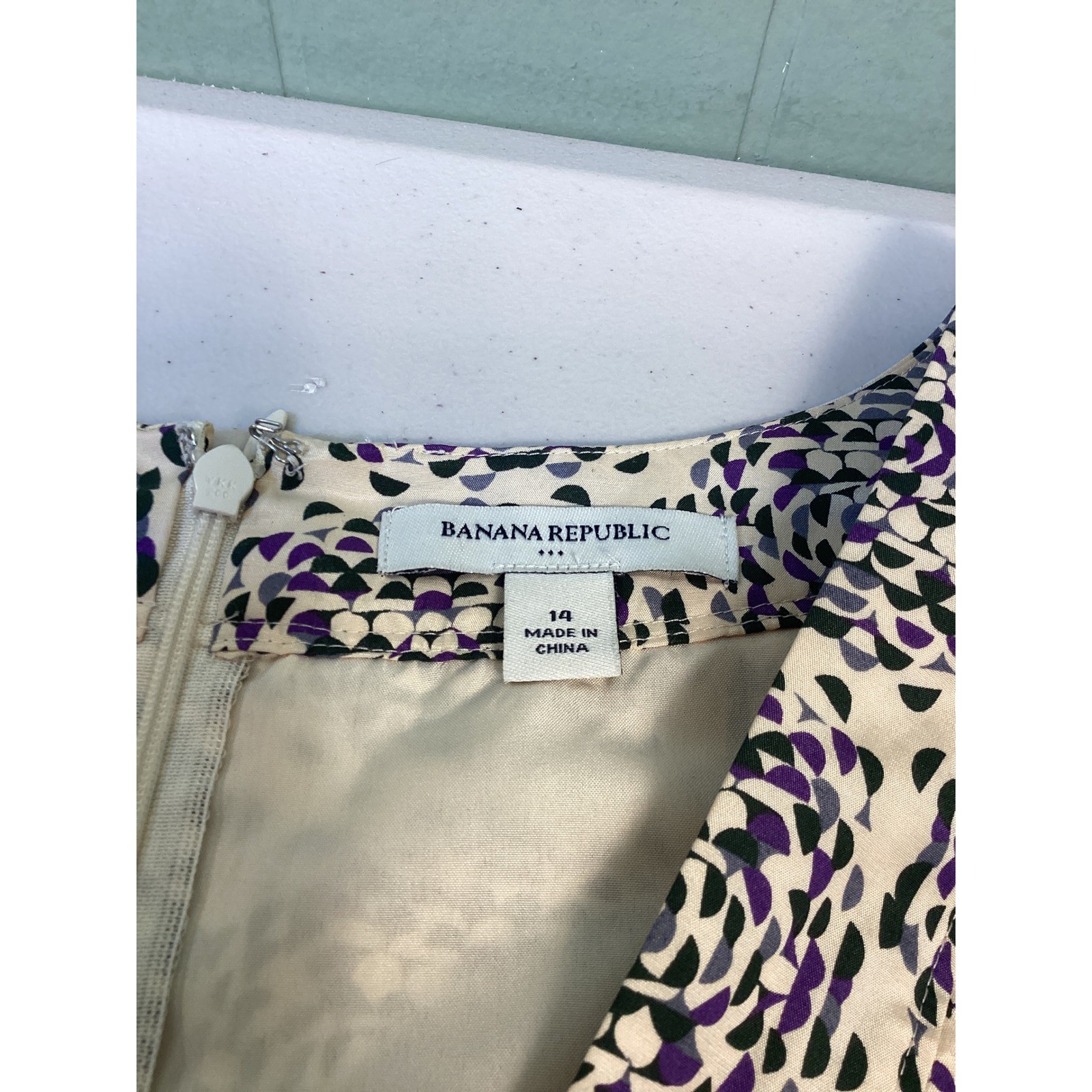 Banana Republic Women’s Size 14 V-Neck Short Sleeve Printed Dress Silk Blend