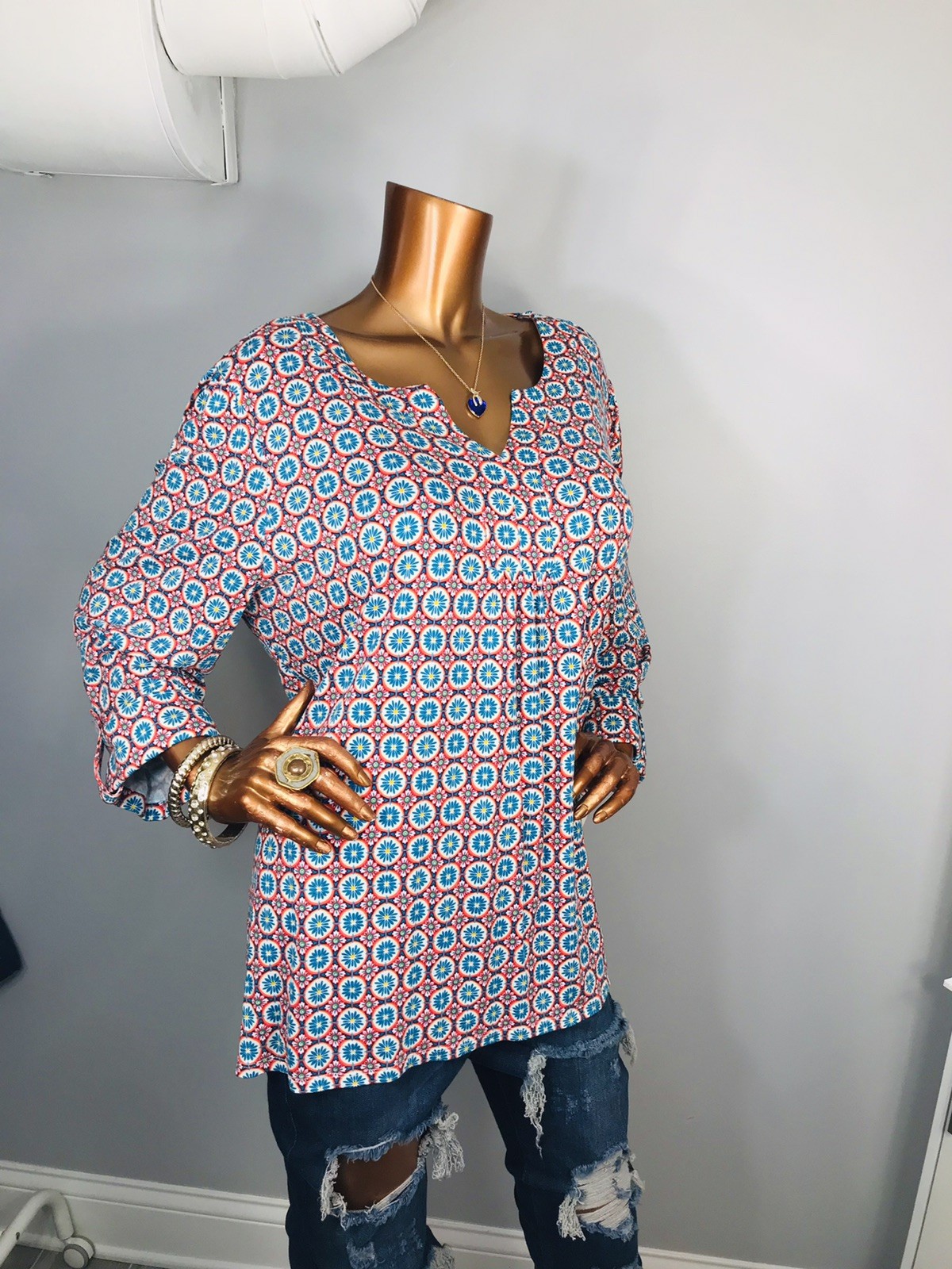 Ruby Rd. 1X Plus Top NWT $58 Stretch Low Cut Floral Geometric Prints Blouse 3/4