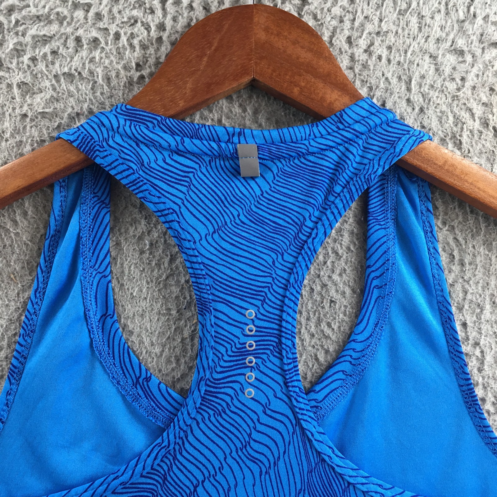 Nike Tops Womens Medium Tank Blue Pullover Sleeveless Round Neck Casual Comfort
