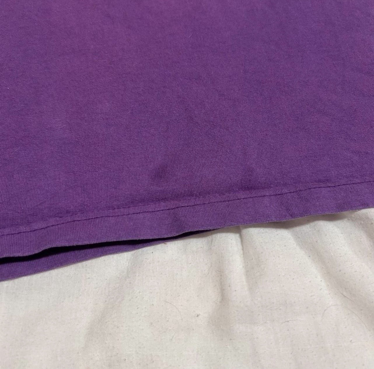 90s Vintage Assorted Jelly Beans Men’s Purple Graphic T-Shirt XL