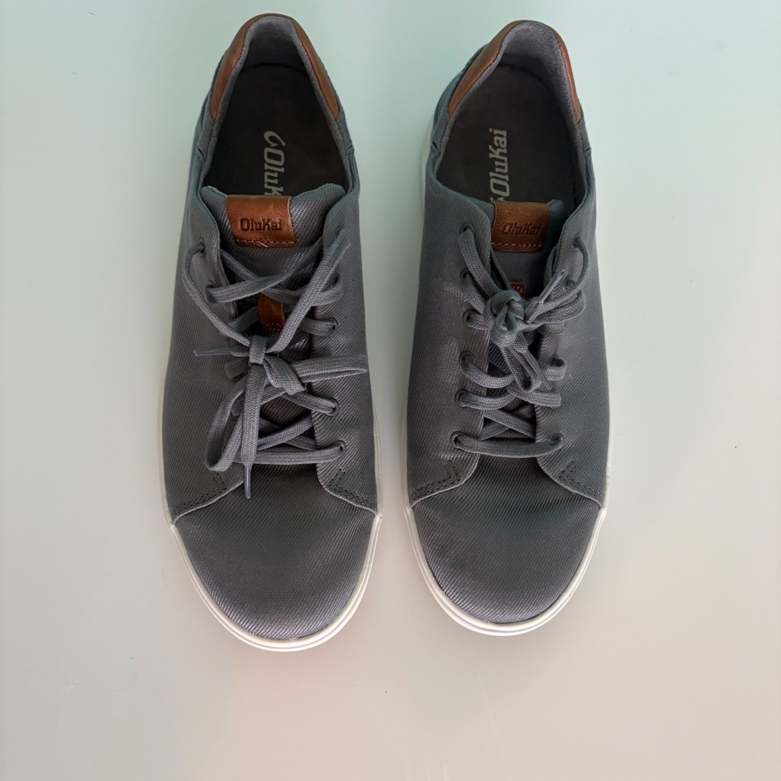 OluKai Lae’ahi Li Mens Size 10 Shoes Charcoal Gray Canvas Comfort Sneakers