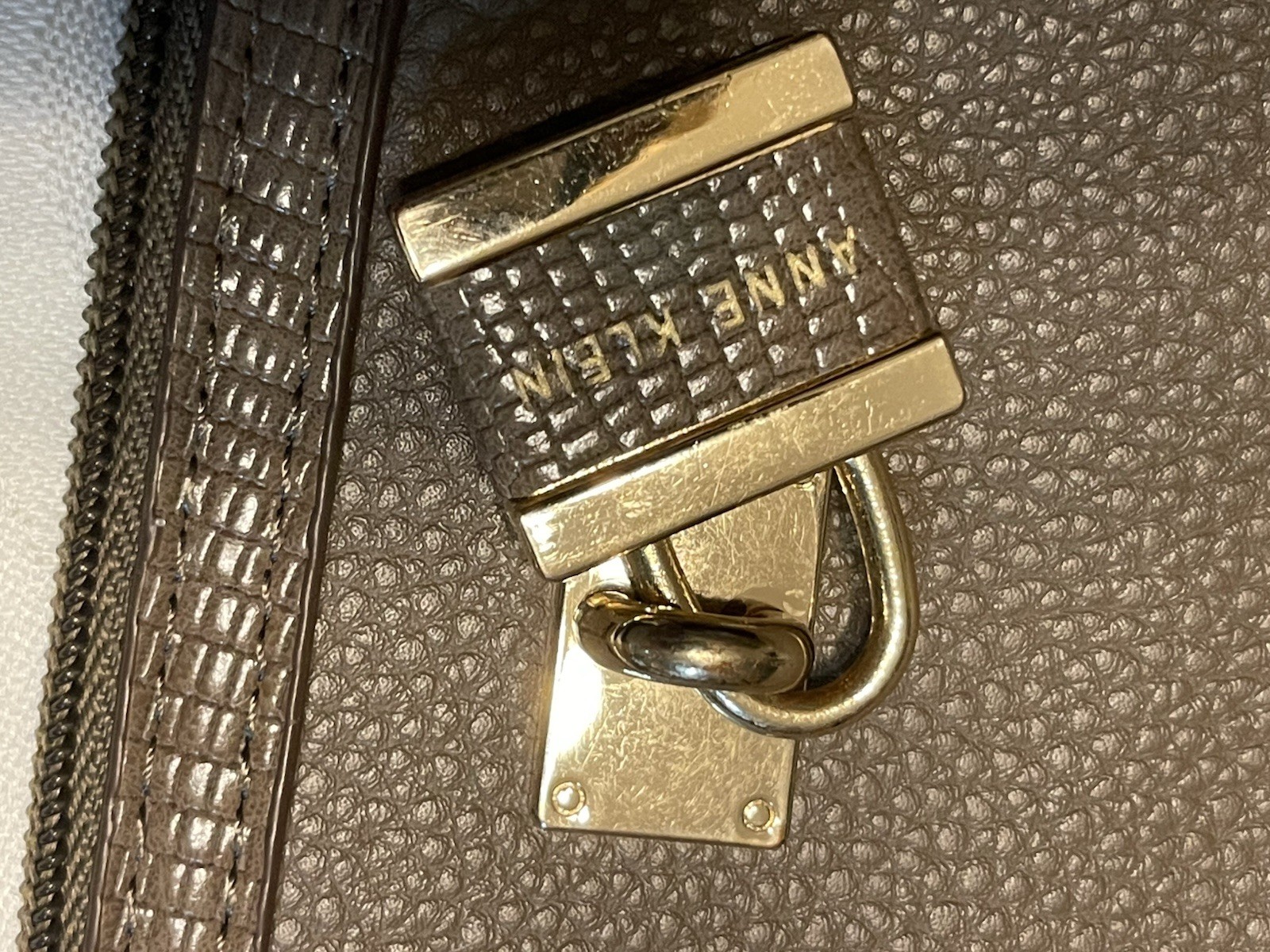 Smalls Anne Klein Crossbody Purse Brown Gold Hardware Faux Leather