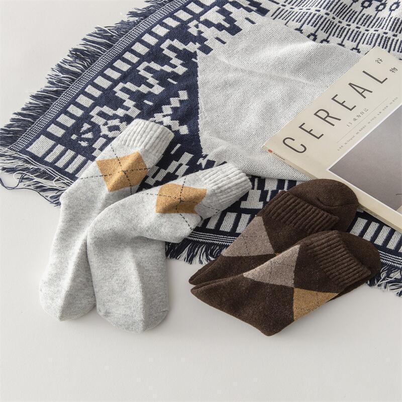 4 Pairs Mens Wool Crew Socks Winter Heavy Duty Warm Work Boots Socks Cotton US