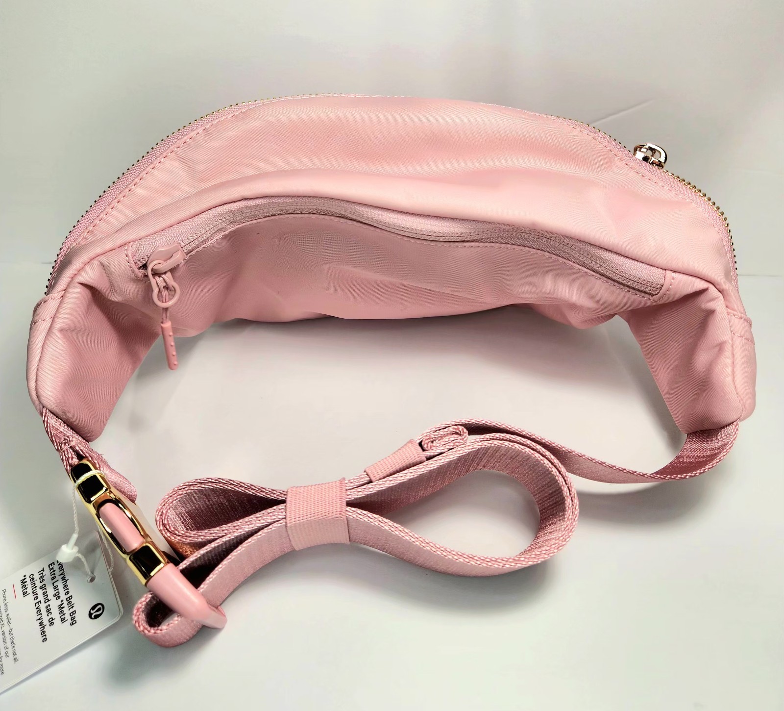 Lululemon Everywhere Belt Bag Extra Large 4L Pink Zip Adjustable Strap Gold
