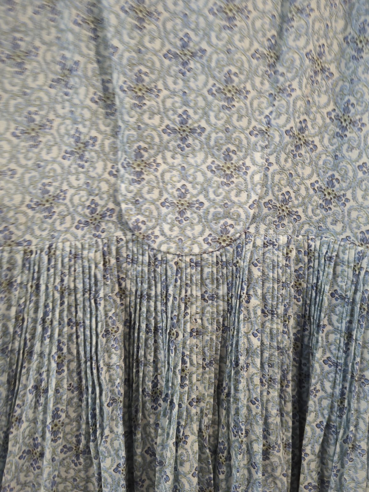VTG Lot of 12 *AS IS* 50s Assorted Size & Colors 1950s Dress Sweater Lot Resell
