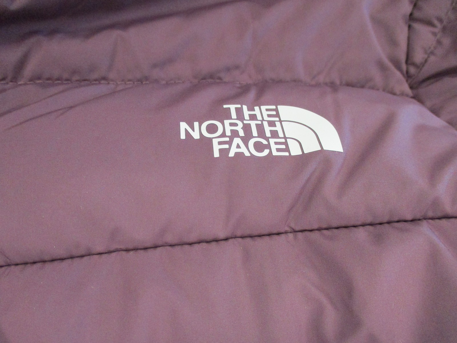 THE NORTH FACE WOMENS ACONCAGUA PARKA SIZE X-LARGE MAUVE NF0A88TA1NI-XL
