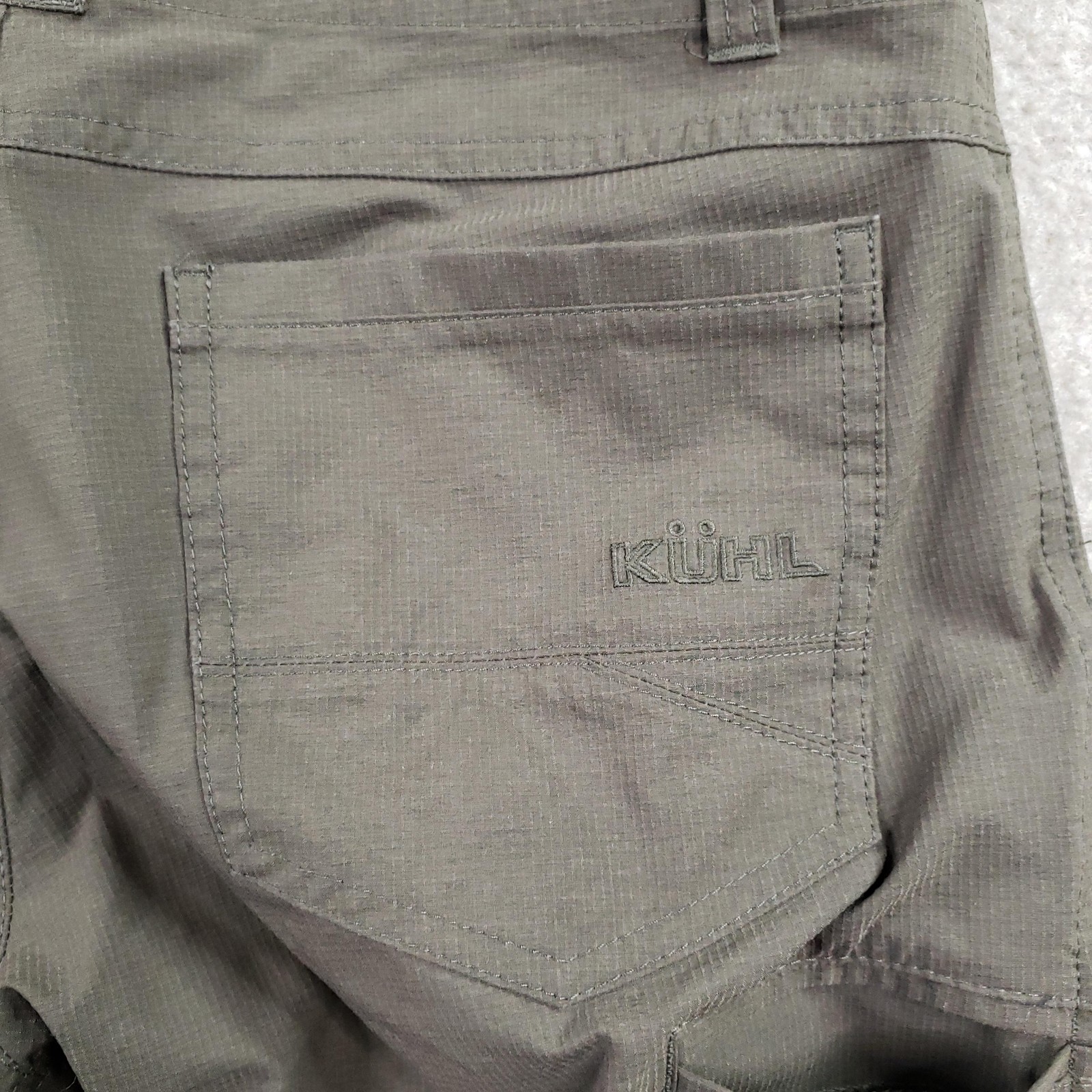 Kuhl Shorts Mens 31 Brown Polyester Pockets 9 In Inseam Hiking Casual Flat Front
