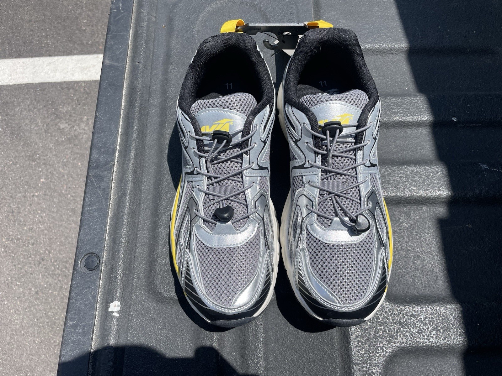 Avia Bungies Yellow Silver Running Trainer Shoes Men’s Sz 10.5