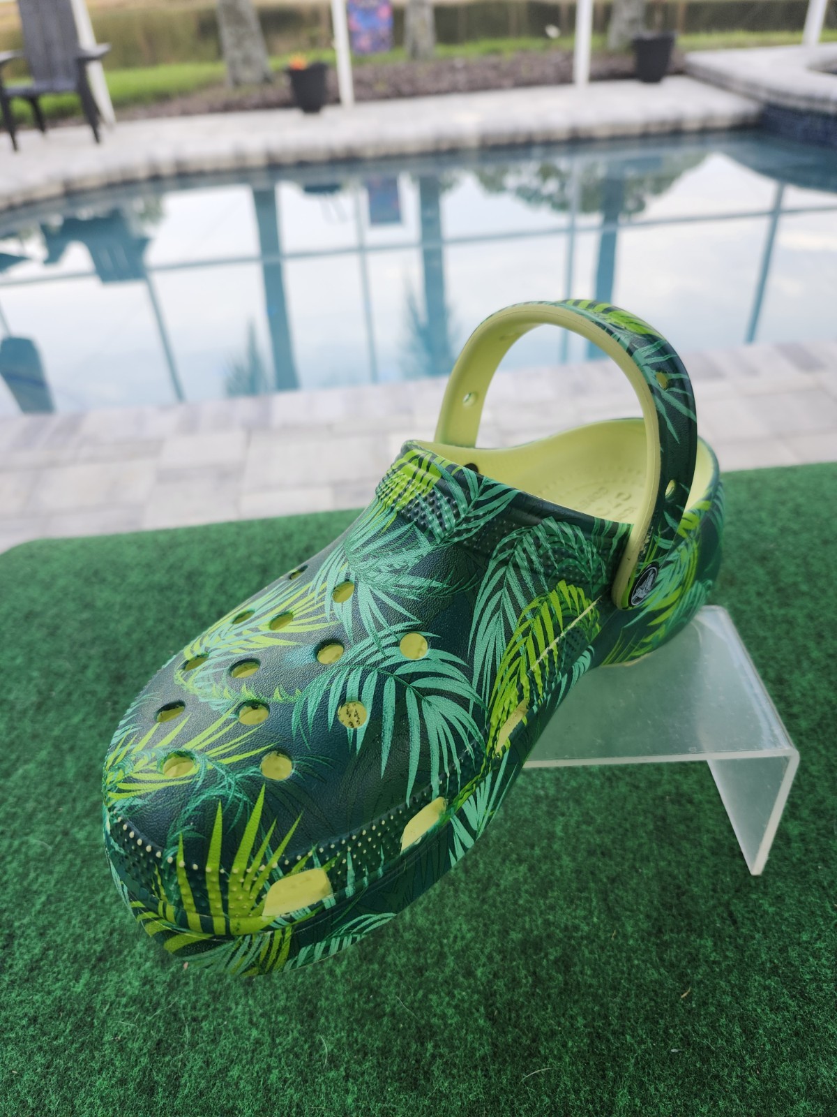 Crocs Classic Tropical Palm Print Clogs Green Unisex W8 M6 Comfort Shoes