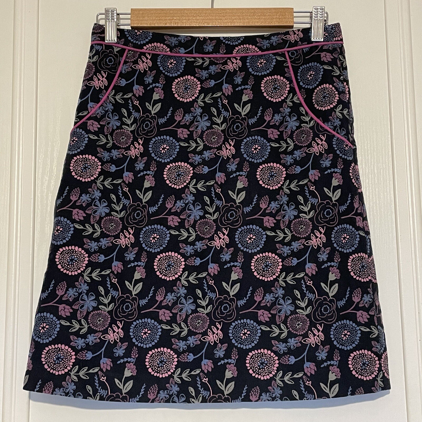 Ness Fine Needlecord Fully Lined Skirt size 8 Charcoal Floral Pink Pockets Vgc