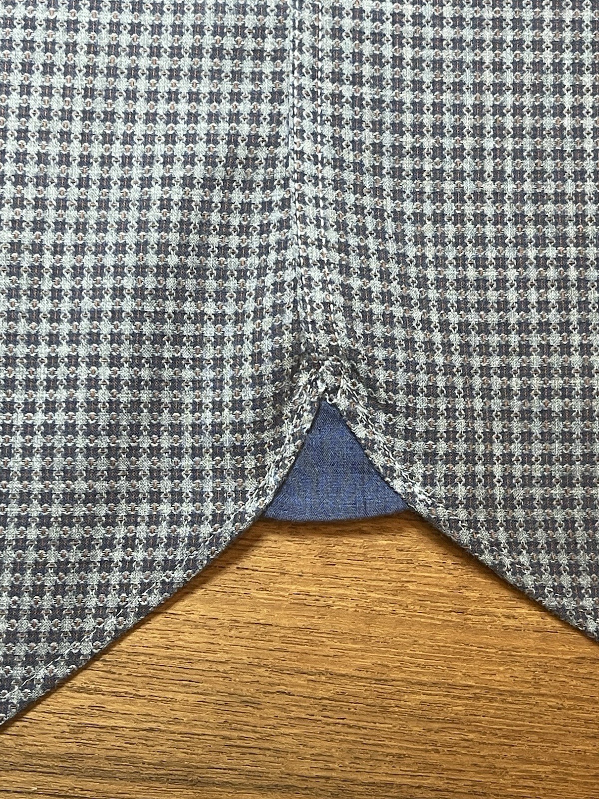 Joseph Abboud Navy and Gray Non-iron Dress Shirt 100% Cotton Size L