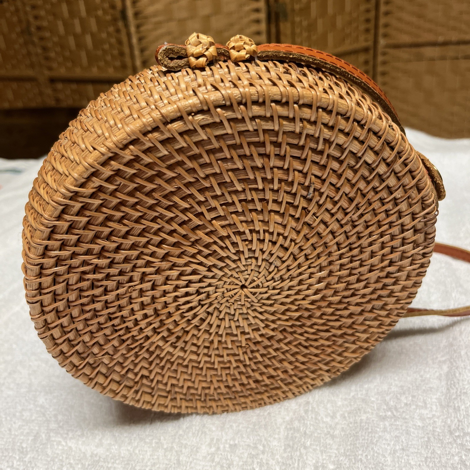 Women’s Shoulder Bag Genuine Leather Brown Woven