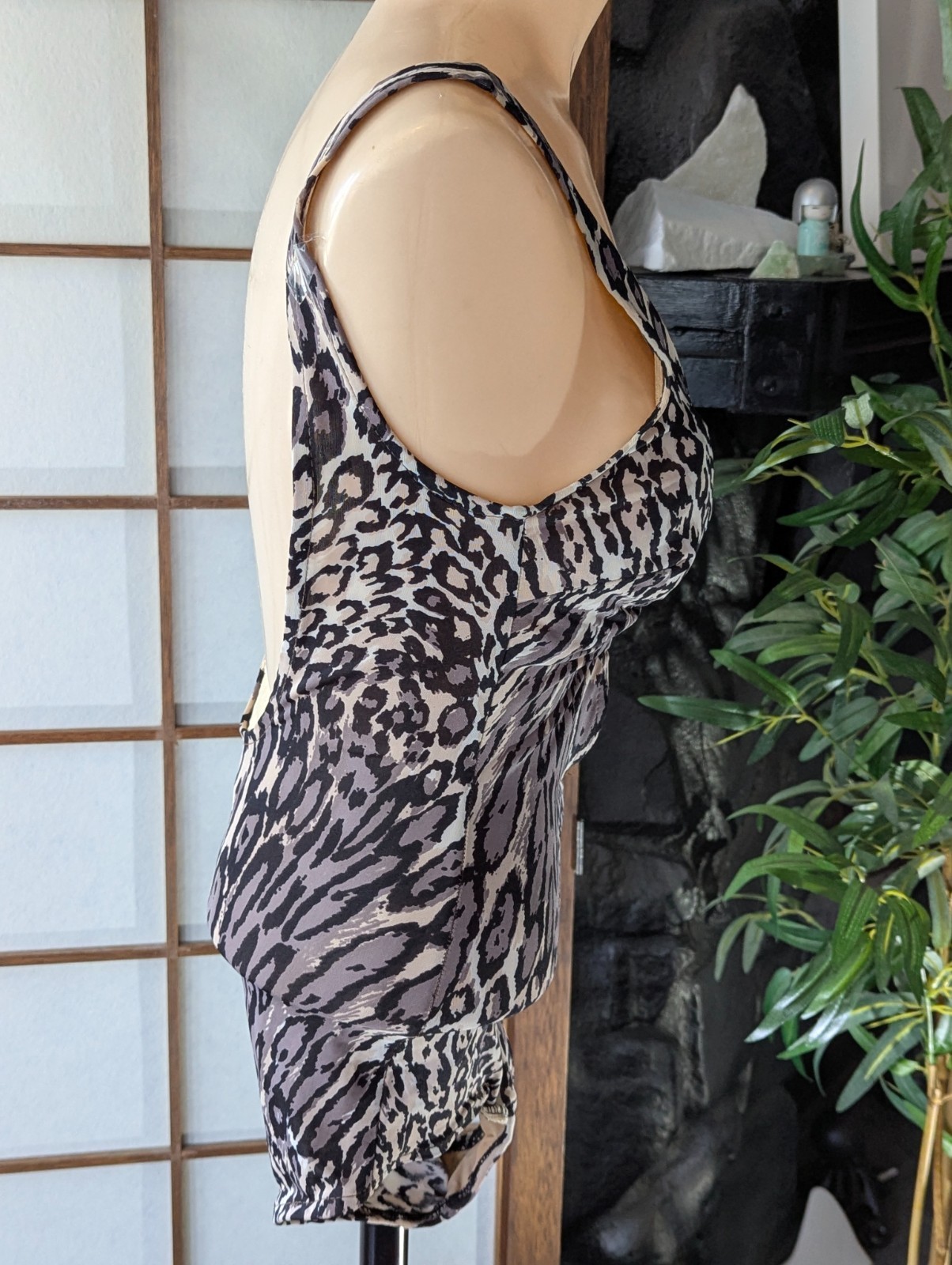 Vintage 1960s Peter Pan One Piece Leopard Animal Print Swimsuit 10/32 Cut Out