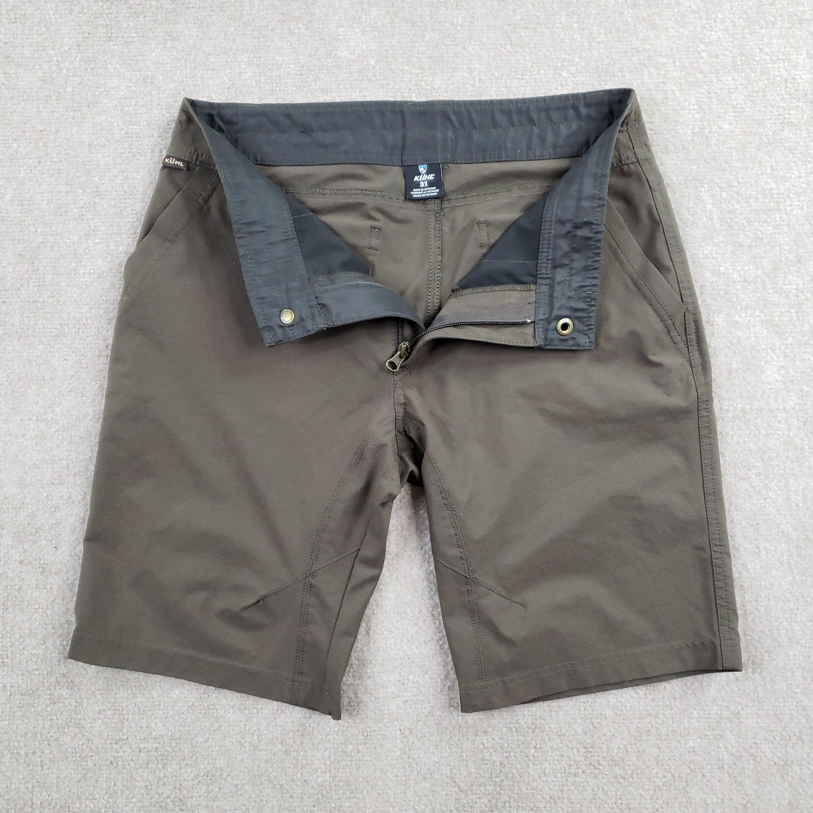 Kuhl Shorts Mens 31 Brown Polyester Pockets 9 In Inseam Hiking Casual Flat Front