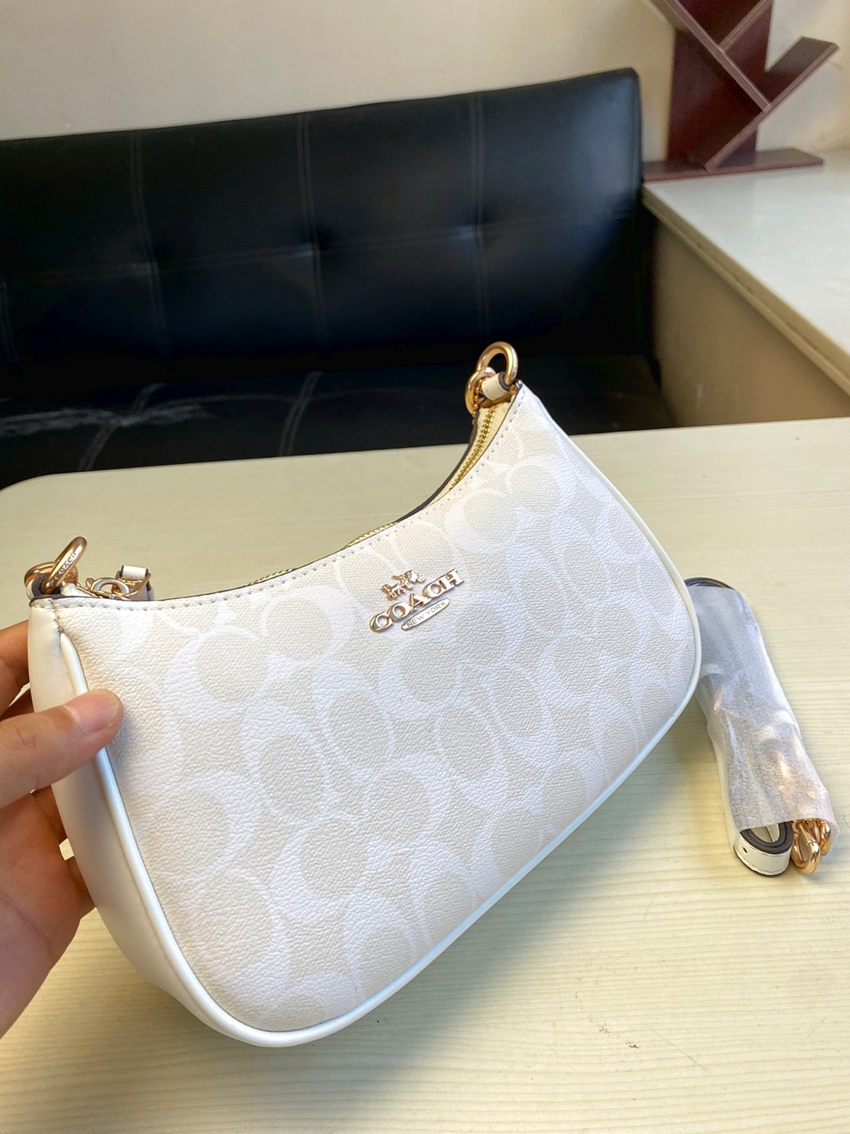 Coach Teri 2Way Shoulder Bag CA548 Signature Canvas White Smooth Leather Outlet