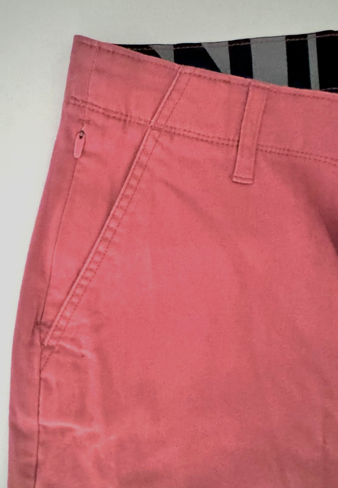 IRON CO Men’s Stretch Shorts (SIZE 36) Flex Waist Flat Front DARK CORAL New Tag