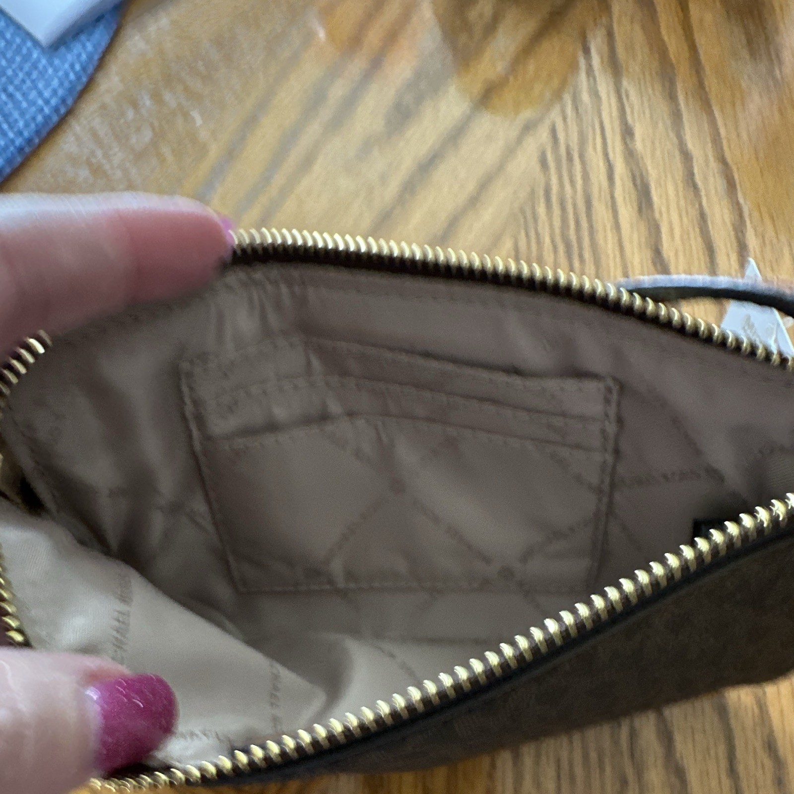 Michael Kors Jet Set Small Brown Wristlet Zip Pouch Wrist Strap Logo Gold