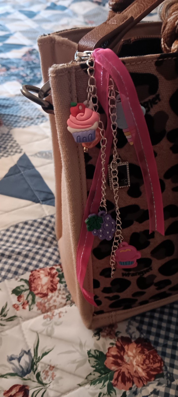 Pink Cupcake & Ribbon Charm Key Chain Bag Charm Silver Chain Food & Drink