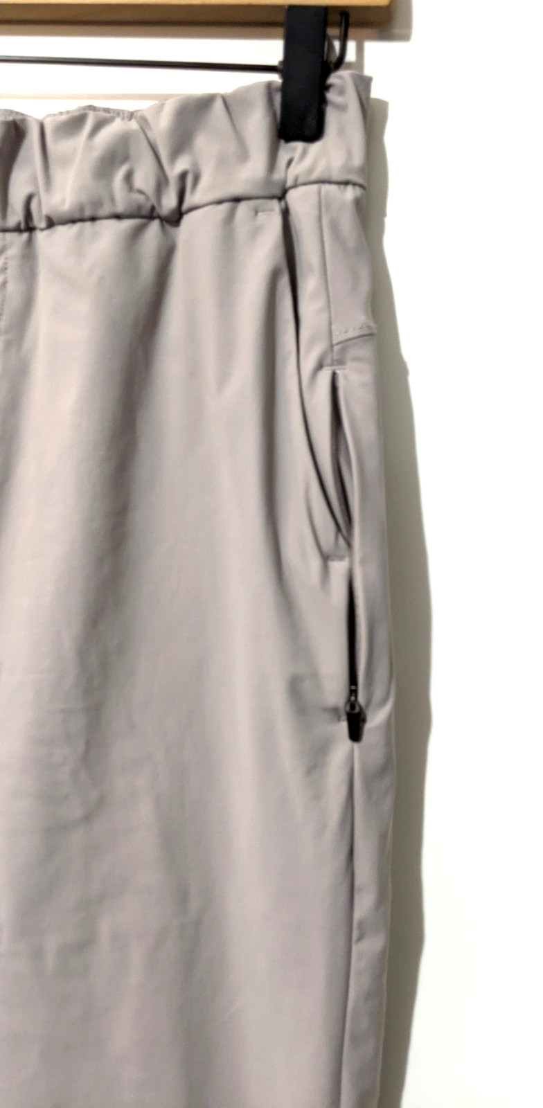Vuori Women’s Miles Ankle Pants Stretch Waist W/Drawcord Multiple Pockets EUC