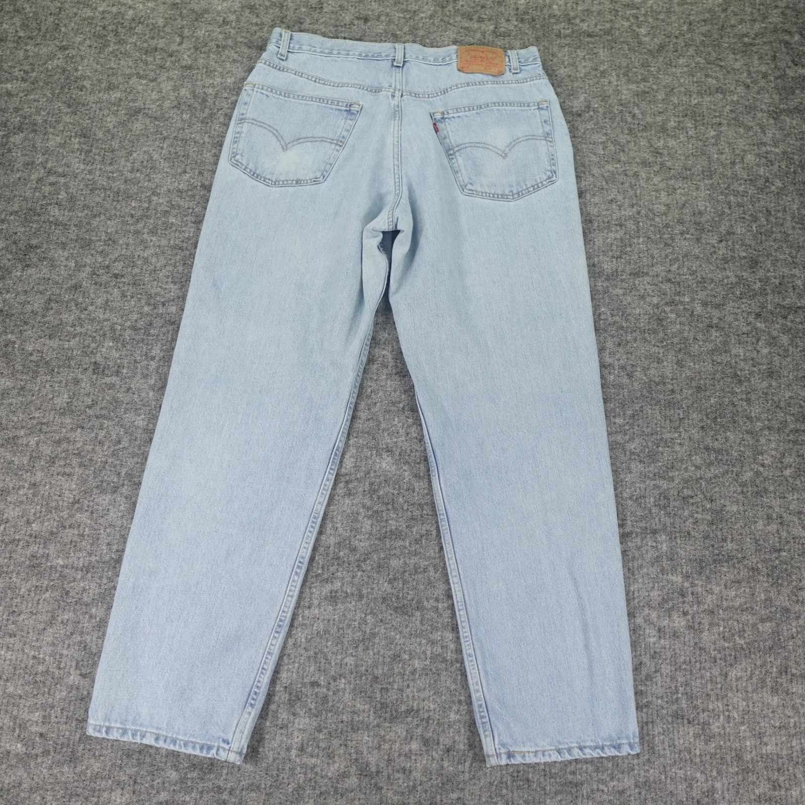 Levis 550 Relaxed Fit Jeans Mens 38×32 Light Wash Denim Casual Pants (36×31.5)