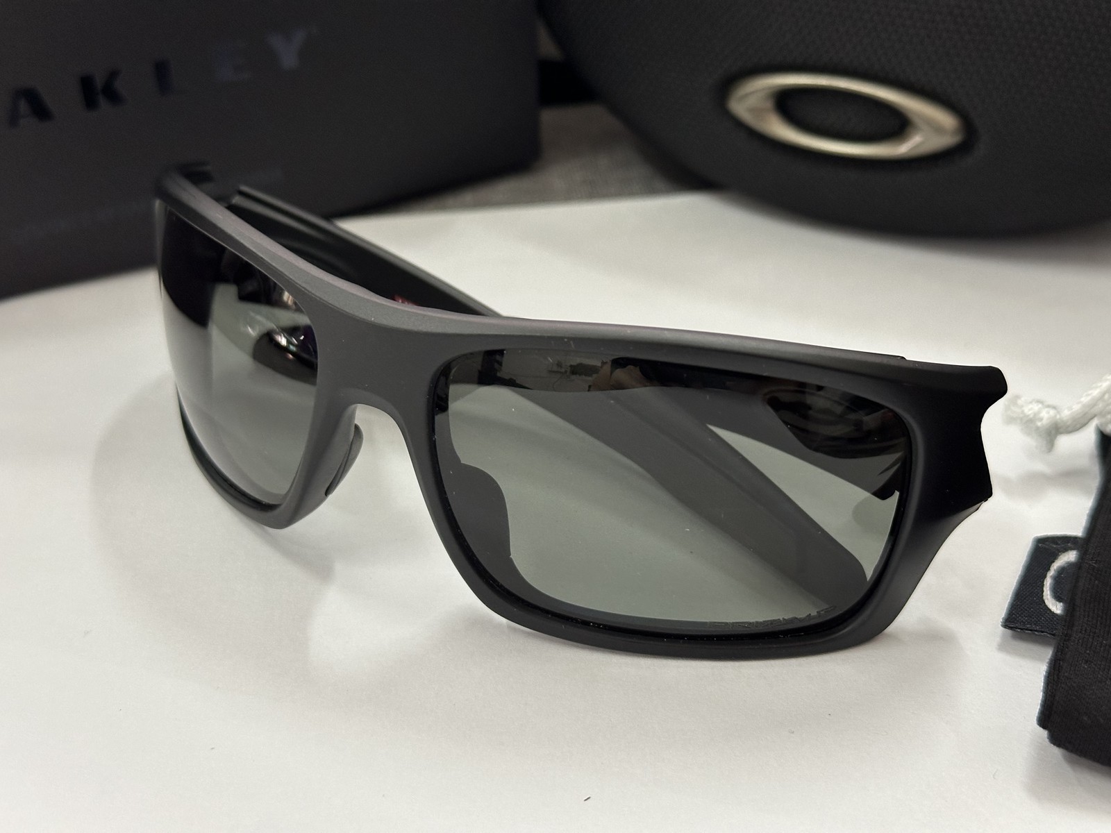 Oakley Turbine POLARIZED Sunglasses OO9263 Matte Black W/ PRIZM Grey Lens