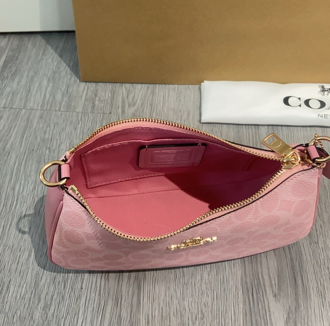 Coach Teri Shoulder Bag In Signature Canvas CV933 Dusty Pink