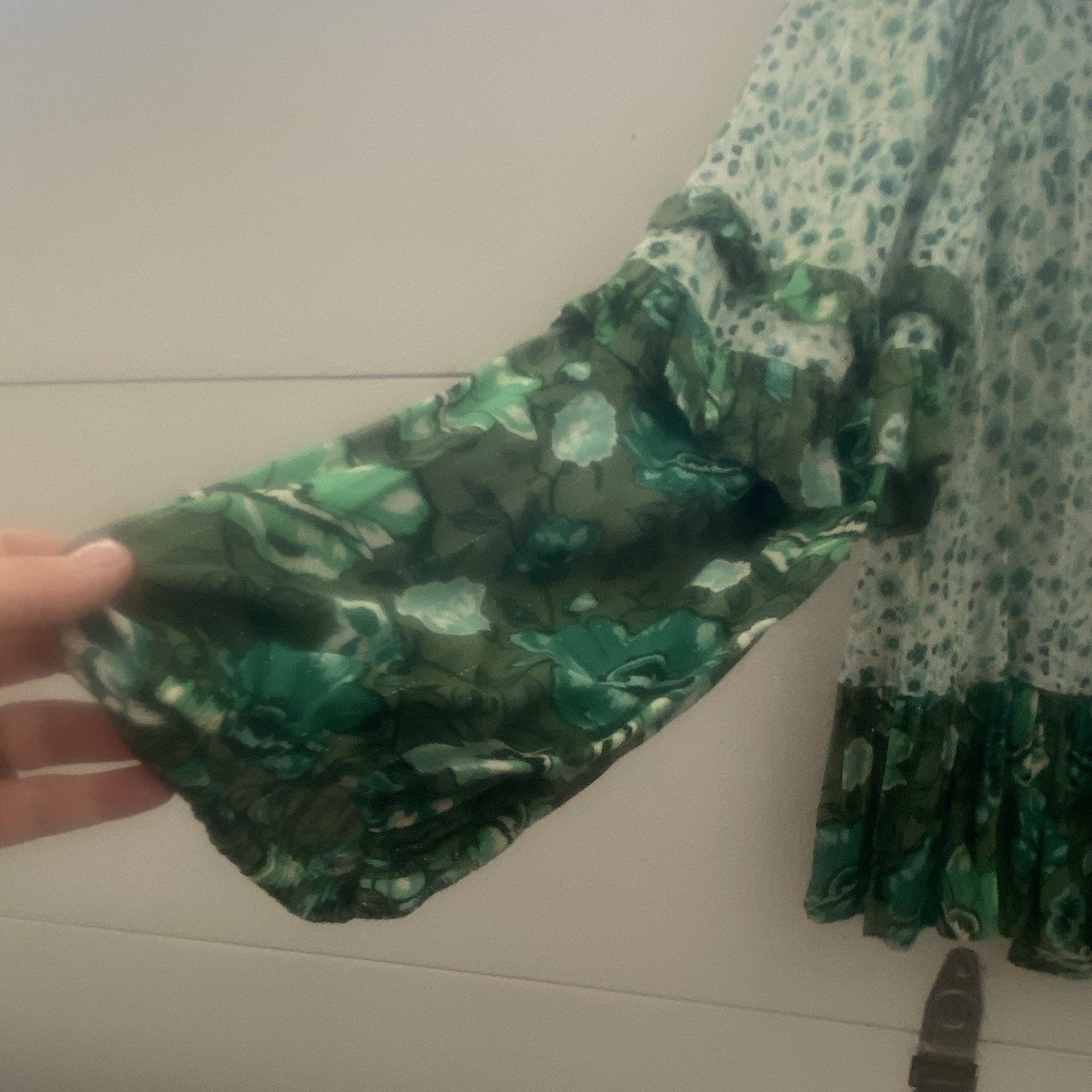 Spell & the Gypsy Green Floral V-Neck Bell Sleeve Ruffle Blouse, size small