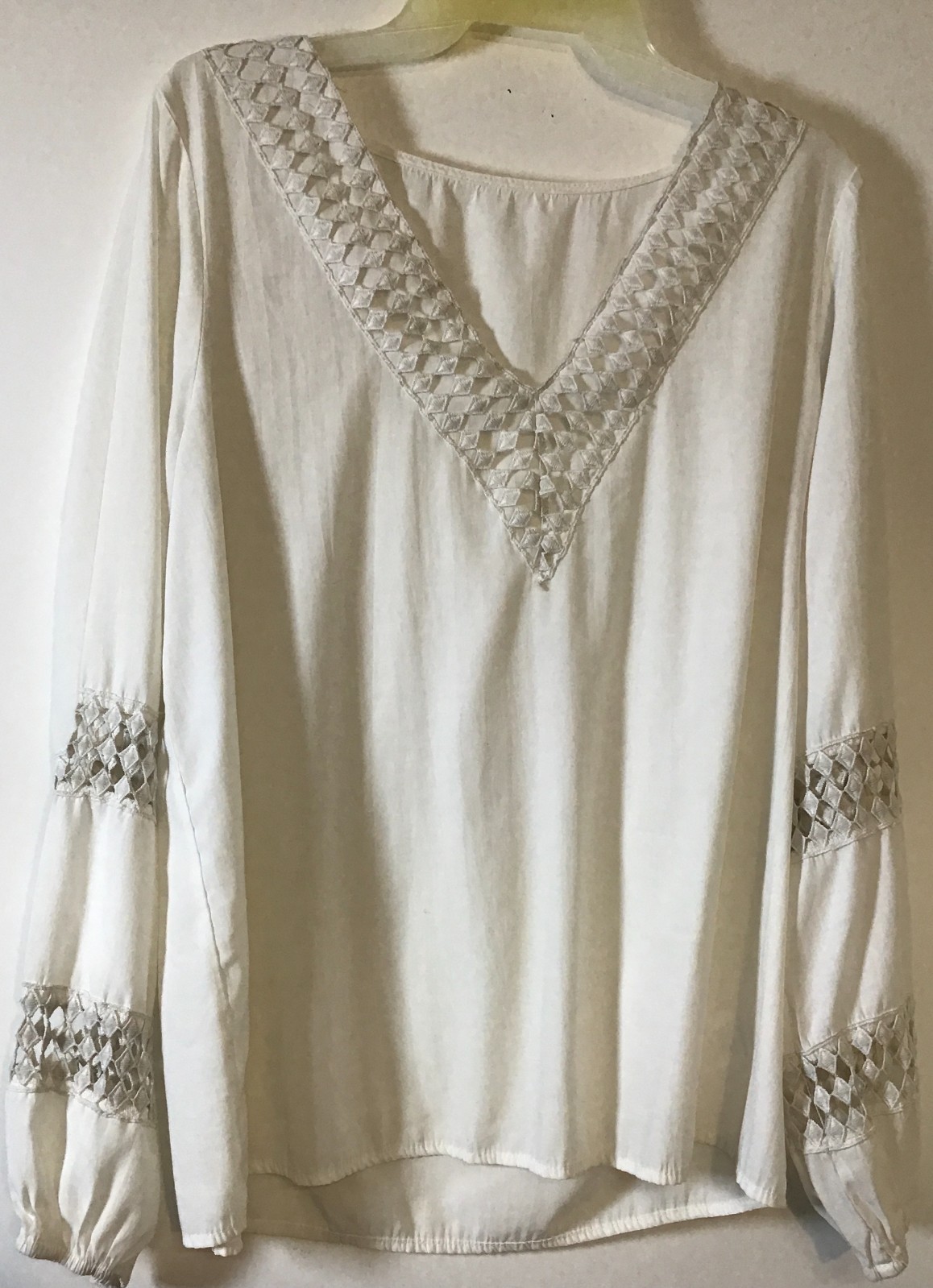 Woman’s White Medium Embellished Long Sleeve Blouse