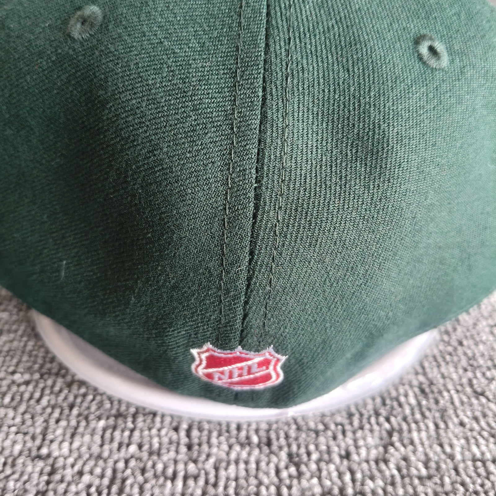New Era Minnesota Wild 59FIFTY Fitted Flat Brim Green Red Size 8 Hat