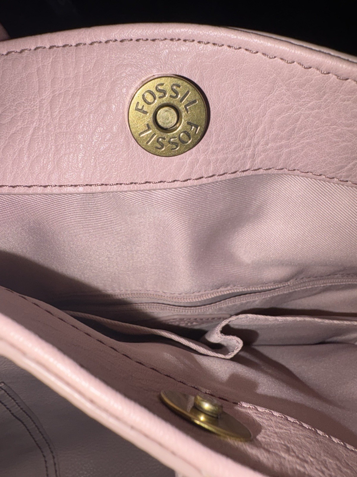 Fossil Lane NS Crossbody Shoulder Bag Pale Pink Leather Key Magnetic Closure
