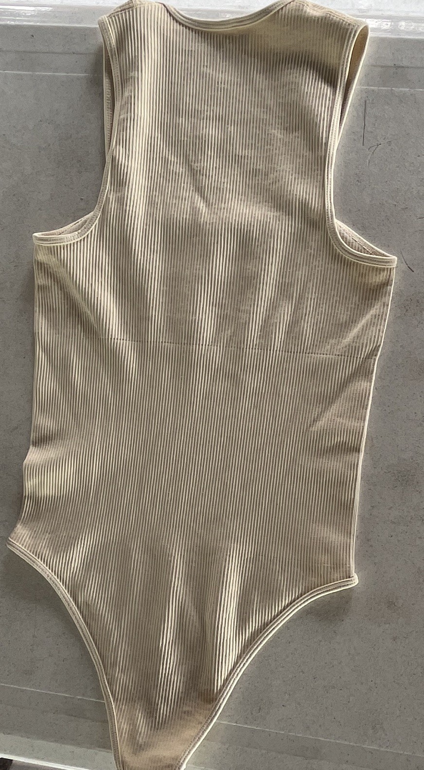 Beige Bodysuit Women’s M Moderate Compression Stretch Opaque Wireless