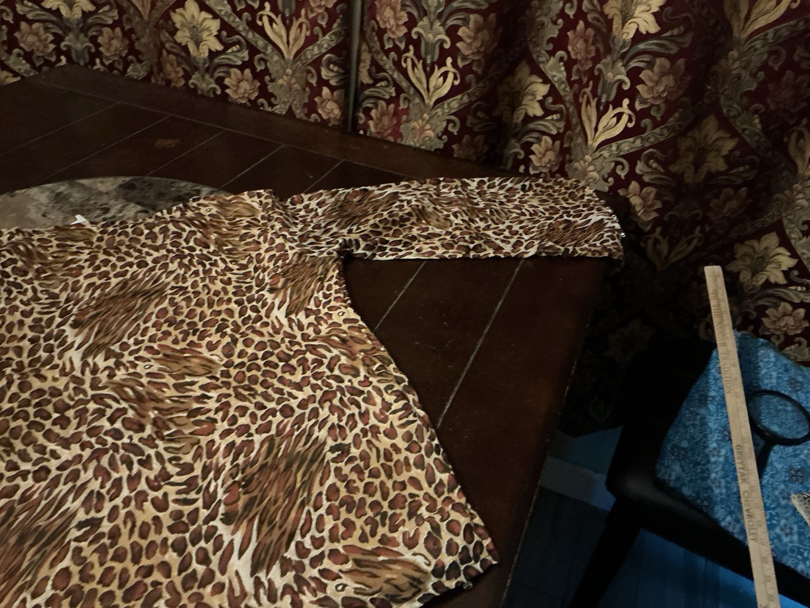 Polyester Chiffon Leopard Cheetah Indian Kurta Kurti Top, 28” Long, 48” Bust,