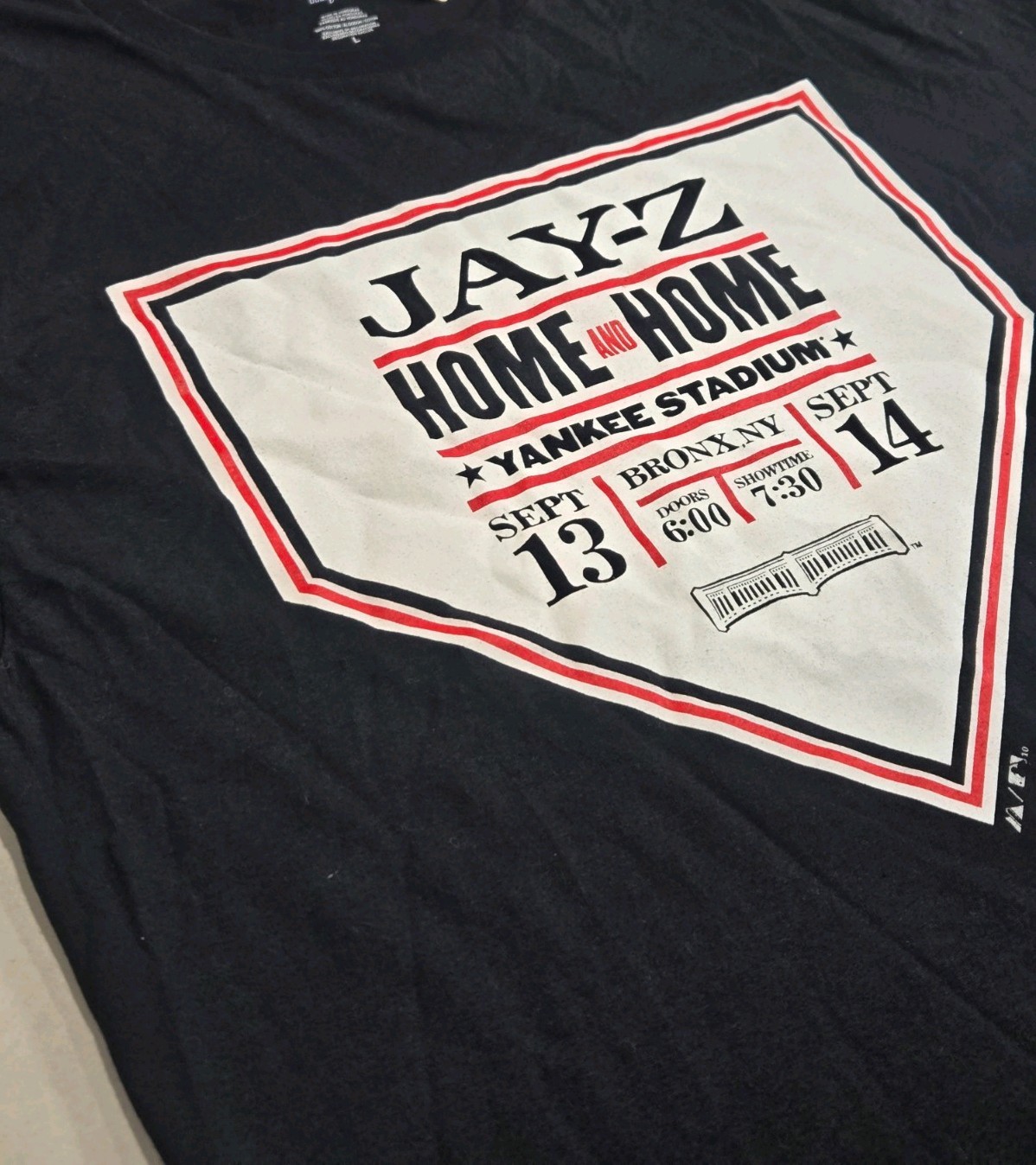Jay-Z Home and Home Yankee Stadium Concert Shirt 2010 Large Majestic New w/ Tag