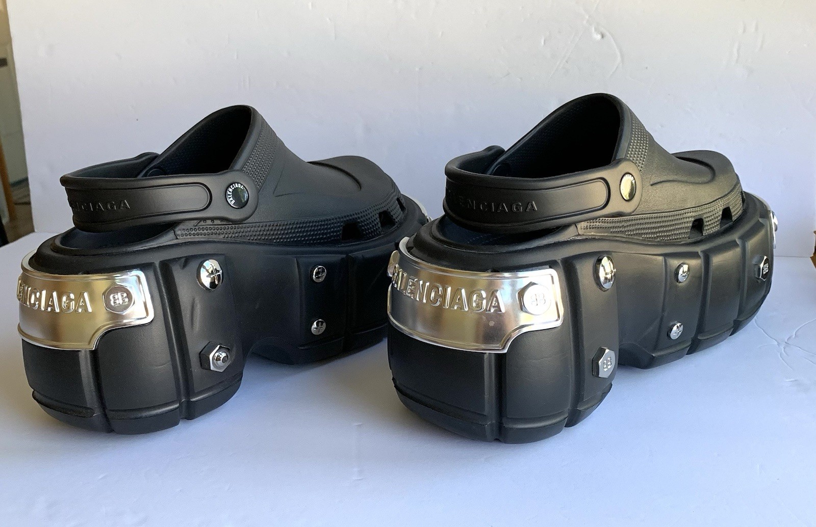 Balenciaga Crocs Black Hardcrocs Giant Platform Slides Silver Hardware W8 M6 NEW