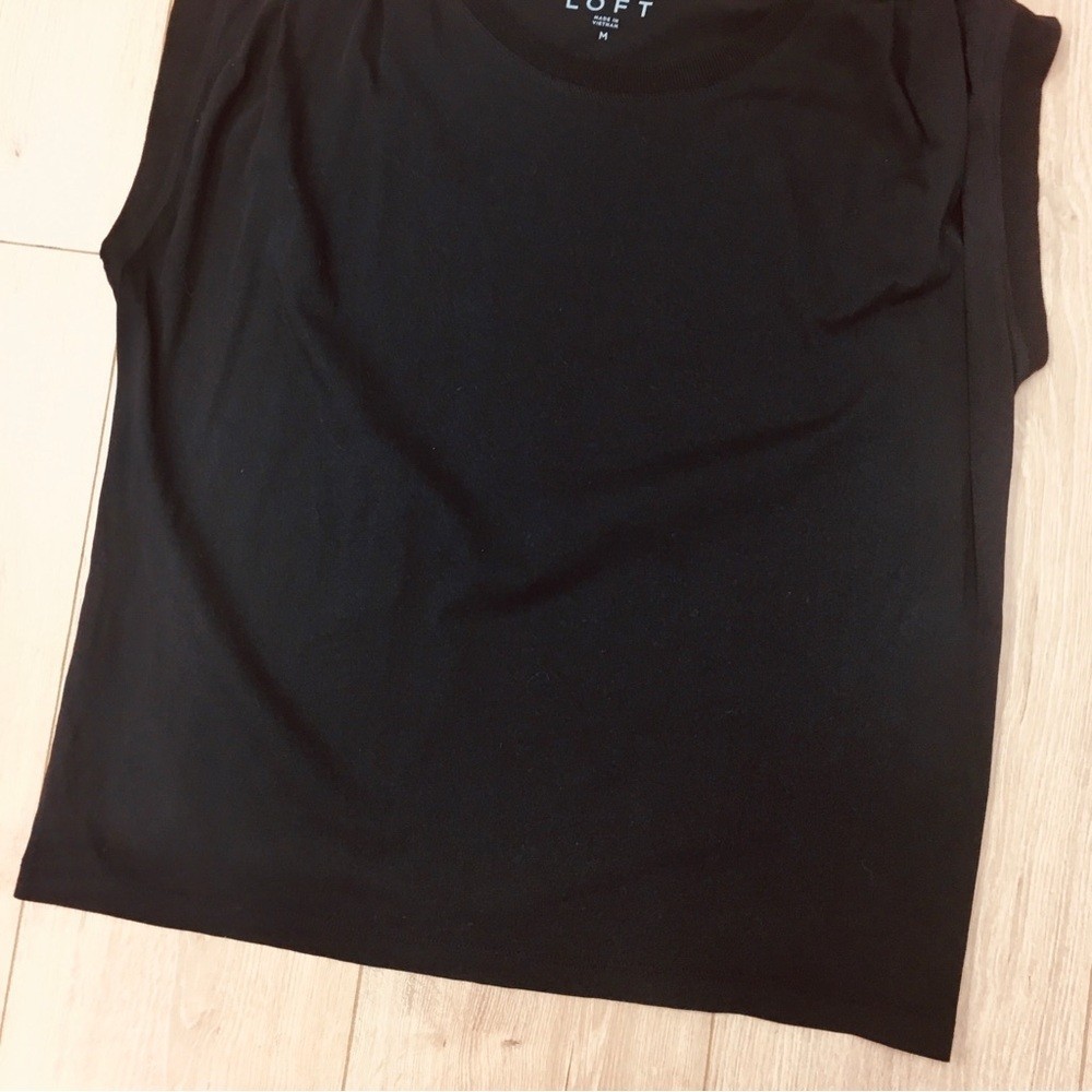 LOFT black tee shirt top blouse shirt sleeve muscle tee feminine wide cotton