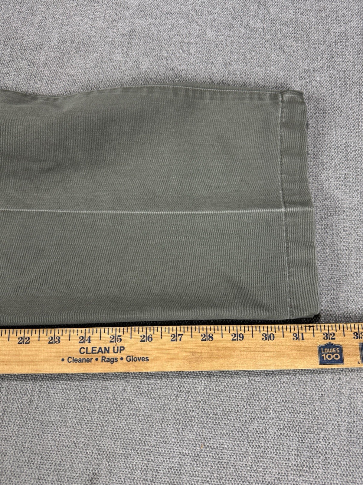 Vintage 90s Dockers Mens 34×30 Faded Pleated Straight Leg Chino Pants Green