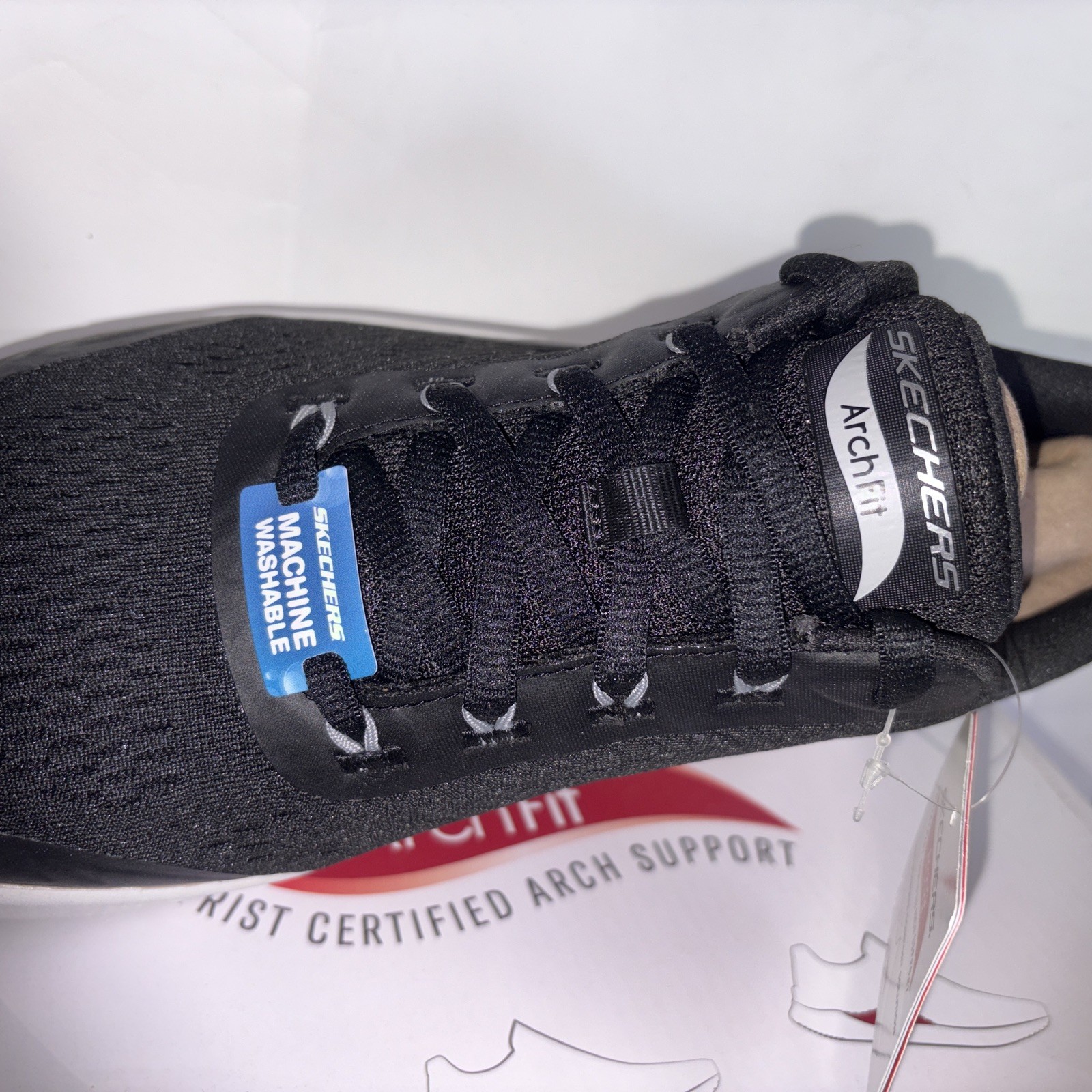 Skechers Arch Fit X Wide 232502WW/BKW Machine Washable And Extra wide.