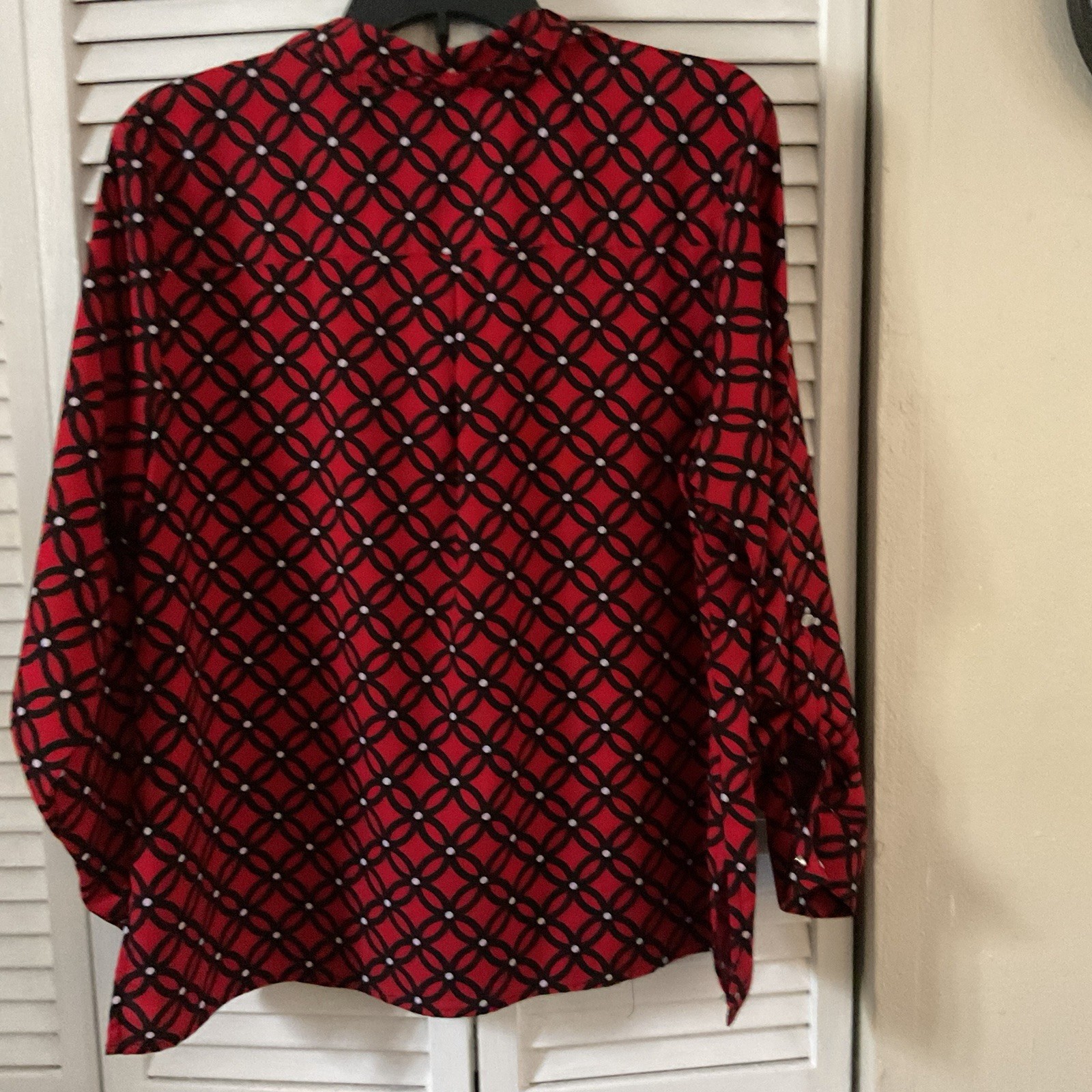 Kasper Blouse Maternity XL Red/Black Geometric V-Neck Long Sleeve Button Front