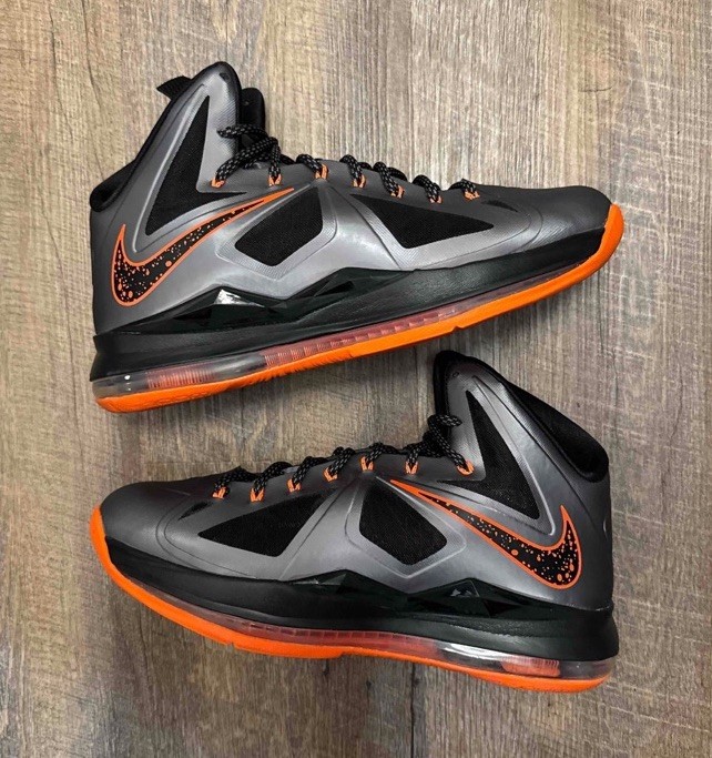 Nike LeBron 10 X Lava Charcoal Grey Orange Black Size 10.5 Sneakers 541100-002