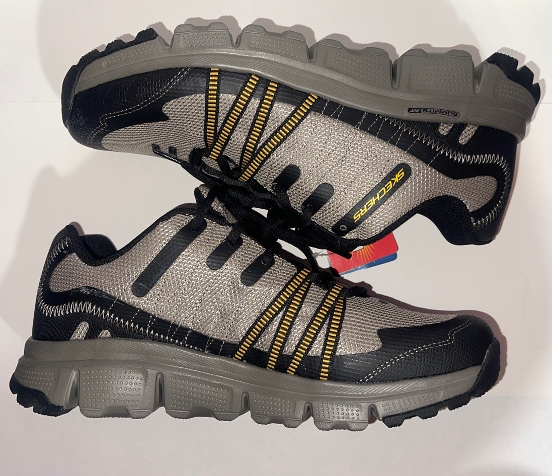 Skechers Memory Foam Wide Fit Men’s 9.5W Tan Black Walking Comfort Sneakers