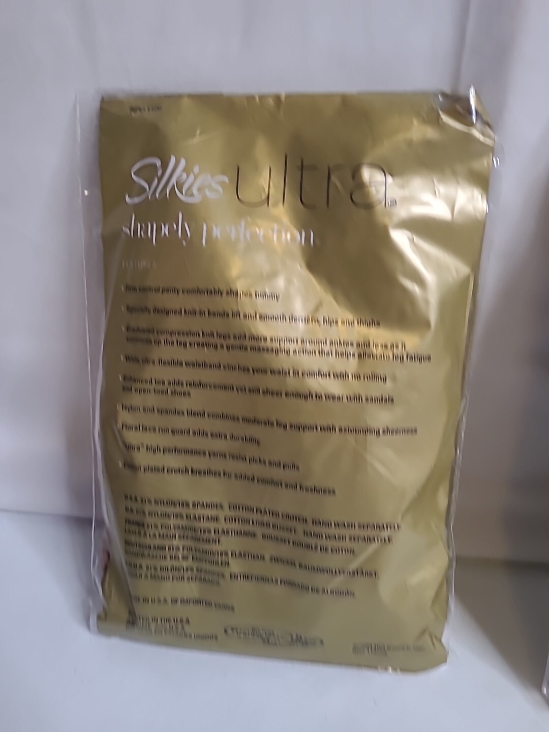 Vintage Silkies Ultra Shapely Perfection Pantyhose Nude 81% Nylon 19% Spandex
