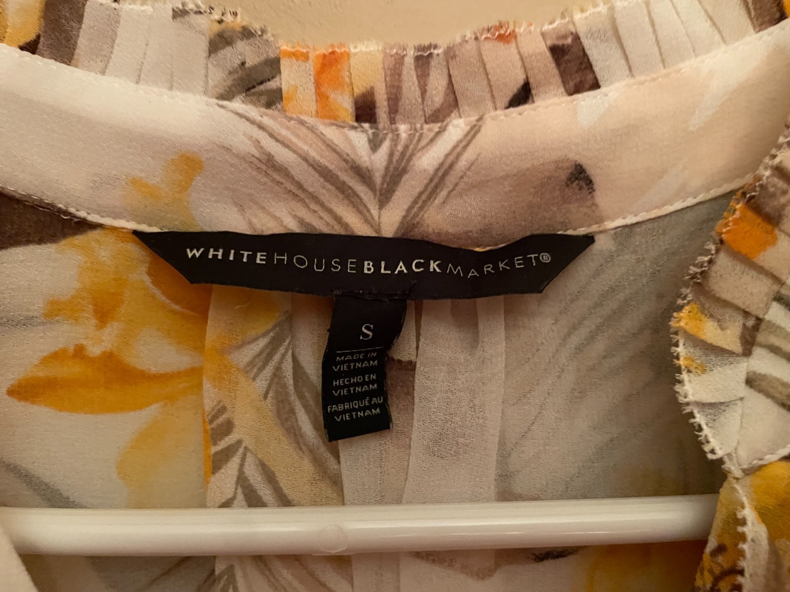 WHBM Off-White, Yellow/Gld & Brn Sleeveless Sheer Lined Top V-Neck Top Sz S EUC